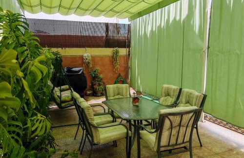 A un metro Sevilla. - Foto 36