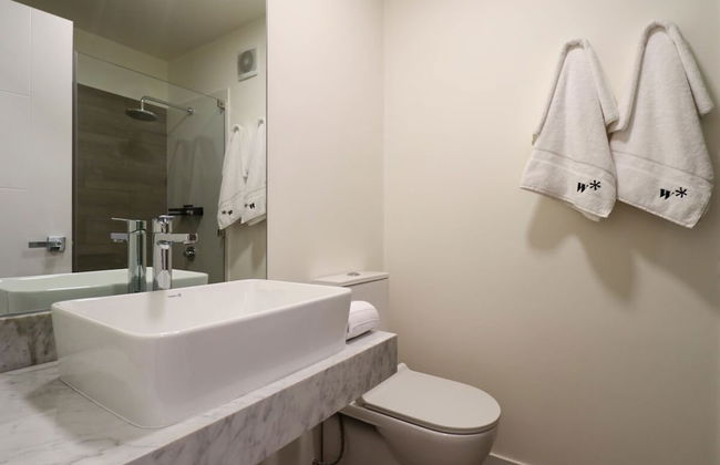 w Minimalist 2BR in Miraflores - Photo 22