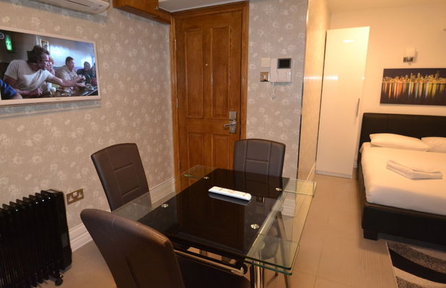 Paddington Apartments - Photo 7