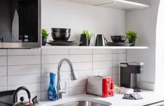 Peaceful Beachfront Loft Rooftop Gym - Photo 4