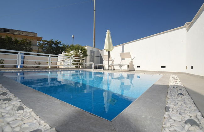 Al062 Villa Bianca 10 Posti con Piscina Privata e - Foto 3