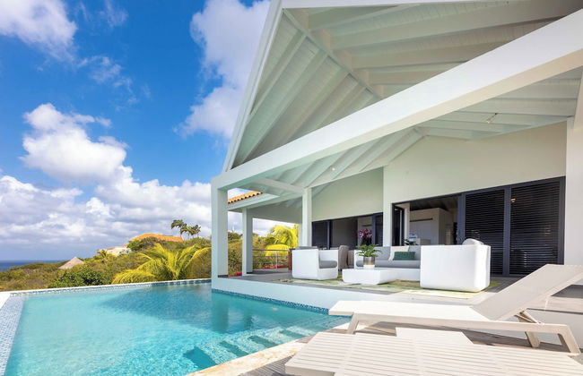 Coral Estate Holidays - Photo 1