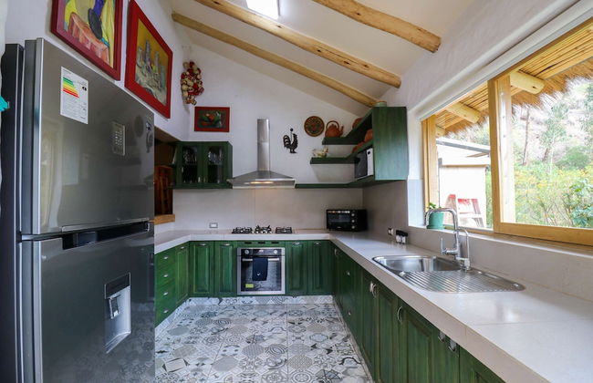 w Fabulous 3BR House in Villa Sagrado - Photo 15