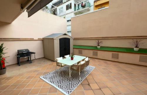 Private terrace 1BR apt - 4min walk to the beach - Foto 6