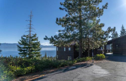Sierra Lake View at Rubicon by Tahoe Getaways - 3 BR, Panoramic Lake Views, Private Hot Tub & Private beach! - Foto 28