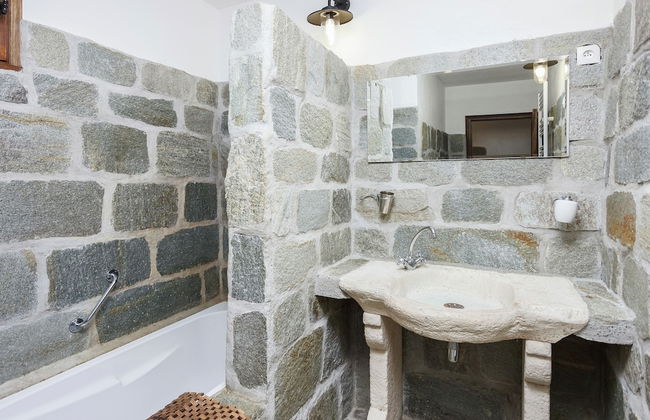 Charming Farmhouse in Cros-de-georand With Swimming Pool - Photo 28