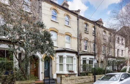 Stylish 3-floor 3bed home with garden near river - Foto 71