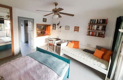 Apartment with pool near the beach - Photo 3