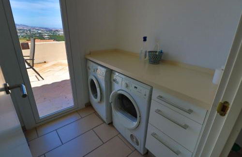 Luxurious villa in the sun - Photo 18