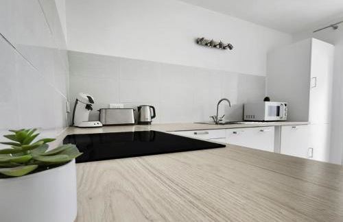 T3 Moderne, spacieux & climatisé - Parking Privé - Foto 33