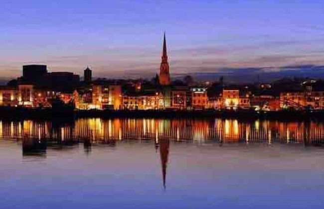 3 Bed Quaint House Town Center - Foto 34