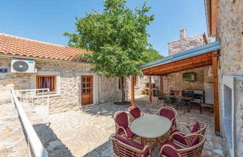 Gorgeous Home In Lisane Tinjske - Foto 13