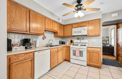 Near Greenfield Village-Downtown Dearborn-Oakwood - Foto 7