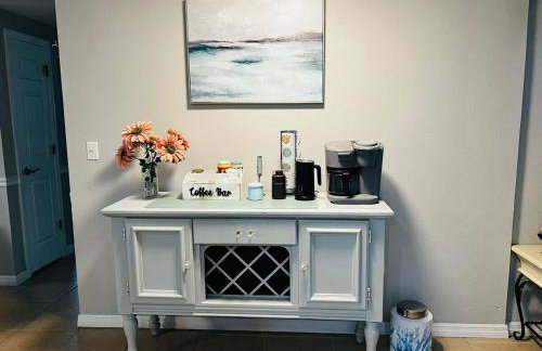 Coastal Cottage in Port Richey, Pet-Friendly Getaway Near Beaches, Parks, and Tampa - Foto 48