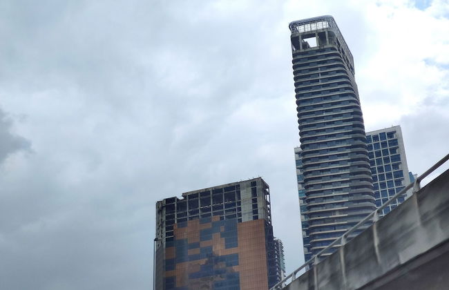 OYO Home 43951 Fair Studio Empire City Marriot - Photo 19