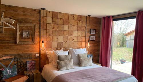 Les Trigones du Causse -Maison atypique avec Piscine Privée - Foto 3, Garden view