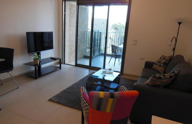 Jerusalem Center Boutique Apartment - Photo 11