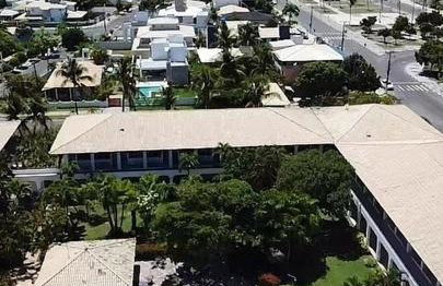 Guarajuba Summer Flat Melhor localização de Guarajuba e melhores Flats Beira Mar de Guarajuba Dispomos de 4 flats decorados no mesmo condomínio Aqui você não precisa de carro para nada Faça tudo à pé - Foto 25