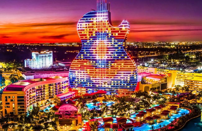 Modern 2-bedroom Retreat Near Beach Airport - Foto 15