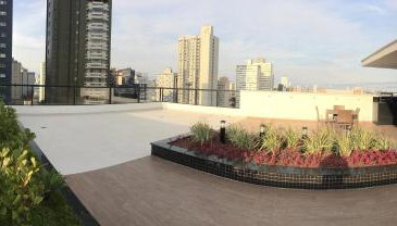 609-Apartamento Encantador, com 1 vaga de GARAGEM, Todo Mobiliado e Decorado, Edificio com Academia, Lavanderia, Excelente localização no Rebouças, Proximo ao Batel e Centro - Foto 5