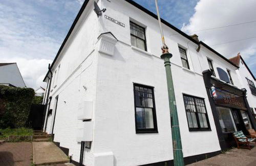 Charming 2-Bedroom Maisonette - Foto 2