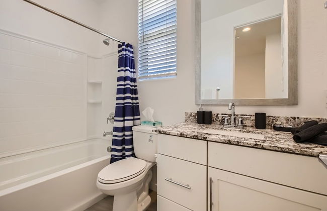 NEW Awesome Phoenix Monthly 5BR - Foto 32