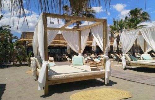 BOHO CHIC- Beachfront - Free bikes - Salt water pool - Foto 62