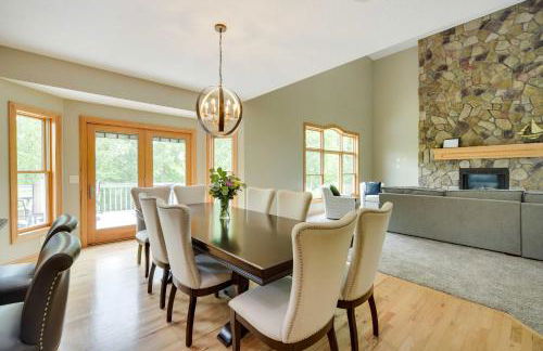 Riverfront Bliss in Rice Lake Deck, Grill and Hike! - Foto 7