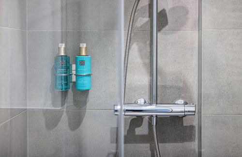 have-a-nice-Stay - nahe Bahnhof - 20 Minuten nach Hamburg - trotzdem ruhig gelegen - 6 Minuten zu Fuß ins Zentrum Ahrensburg - modern eingerichtet - Foto 17