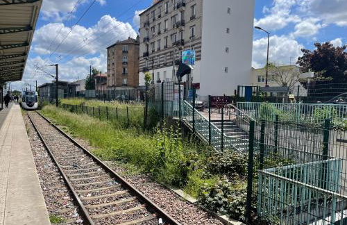 Cozy Station House & Direct Access to Paris - Foto 24