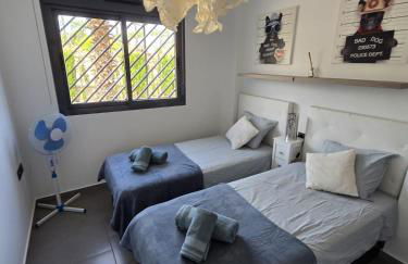 Oasis Beach nice ground floor bungalow overlooking the pool and garden - Foto 13