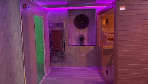 Golden Crown exclusive use spa venue - Foto 1