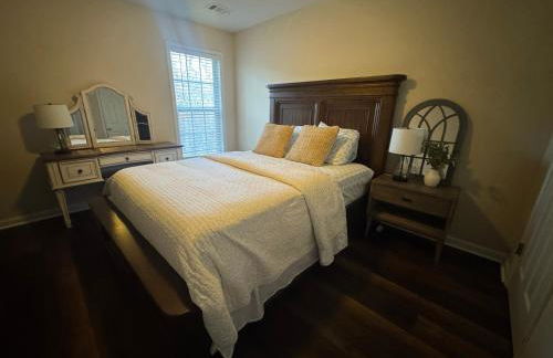 Beautiful and cozy house in Duluth! - Foto 7