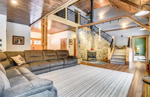 Maine Home with Hot Tub and Snowmobile Trail Access! - Foto 4