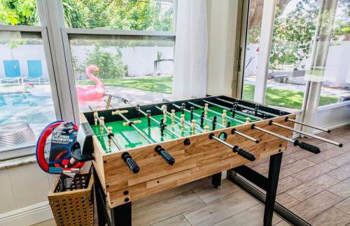 Heated pool & jetted spa -- mins to beach - Photo 10