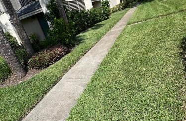 Beachside Modern Wellness Villa with Spacious Patio - Photo 38
