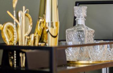 Downtown Dallas High Rise with Free Parking, Gym, Pool, City Views - Foto 7