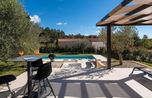 Malerische Steinvilla mit Privatpool, fantastischem Panoramablick, Garten und Grill - Foto 34