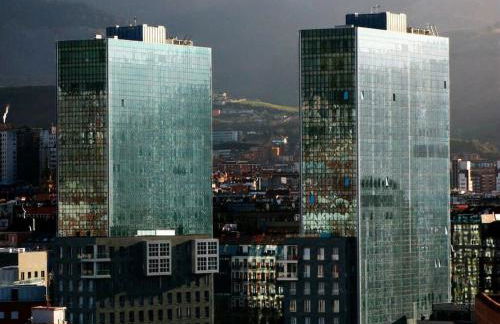 Exclusivo espacio - Parking Gratis - Foto 8