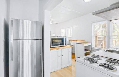 Round Lake Retreat (pet-friendly) 2 bedroom - Foto 1