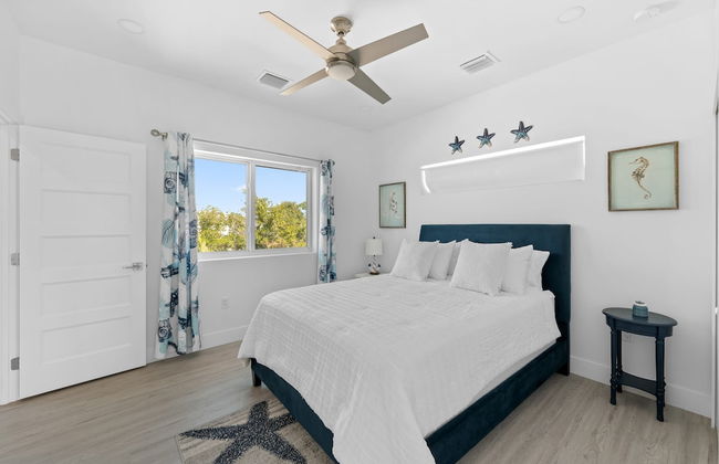 Blue Pearl New Waterfront Haven with Heated Pool ,70 Foot Dock, and More! - Foto 62