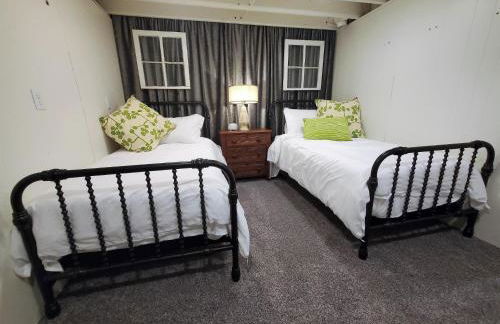 127 Hwy 71 Main House - Photo 21