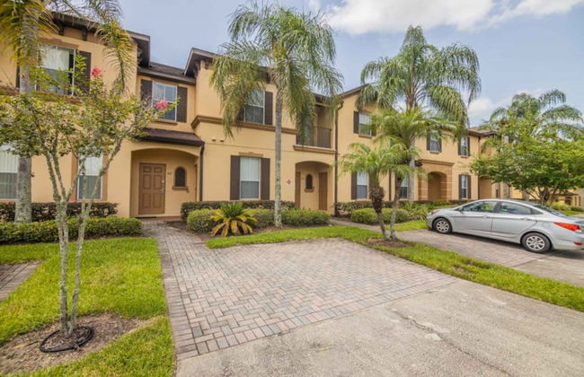 Lynval's Regal Palms Resort Townhome - Photo 22