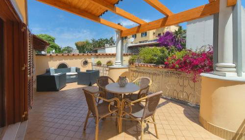 Domus Aenaria - Elegant & Spacious Villa Central Ischia - Walk to Beach - Foto 2