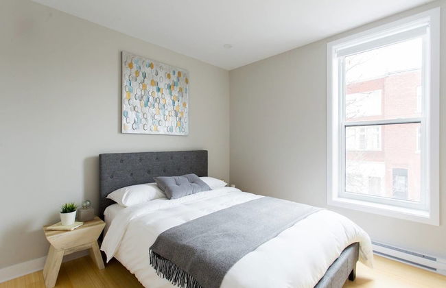 Trendy Little Italy 3 Bedroom Condo - Foto 3