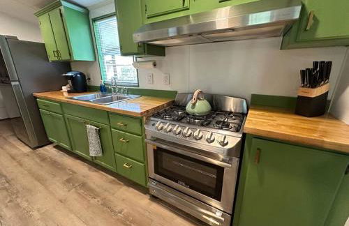 The Magnolia Lake House - Photo 41