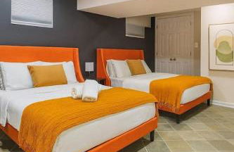 Spacious 4BR with Pool Near DC and Old Town Alexandria - Rutland - Foto 21