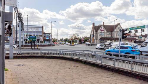 Contractors monthly discounts - WIFI - 5mins to Airport, HS2 & NEC - Foto 3