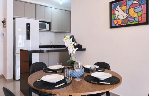 2 QUARTOS com Churrasqueira na Varanda, Piscina, Garagem interna, WiFi 500mbps, Ar Condicionado e Telas de Proteção - Foto 10