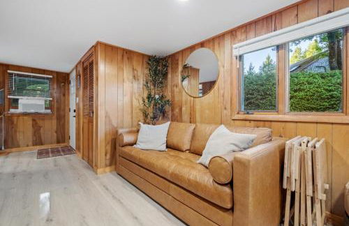 Intimate Cabin Private Dock - Photo 25